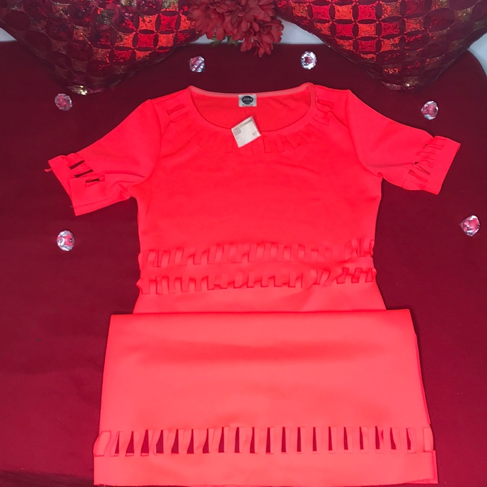 Women’s dress